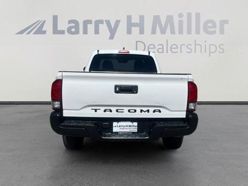 2018 Toyota Tacoma SR