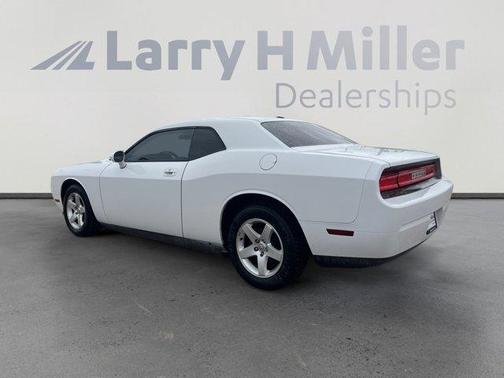 2010 Dodge Challenger SE