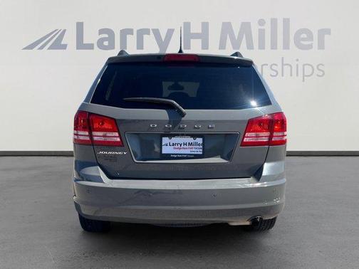 Destroyer Gray Clearcoat 2020 Dodge Journey SE Value