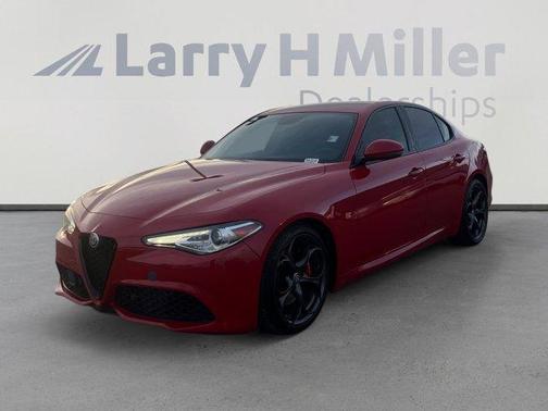 2018 Alfa Romeo Giulia Base
