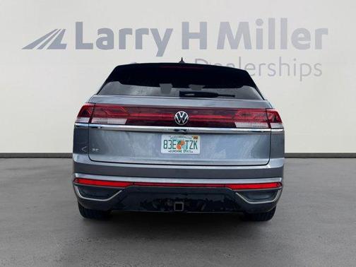 2024 Volkswagen Atlas Cross Sport 2.0T SE w/Technology