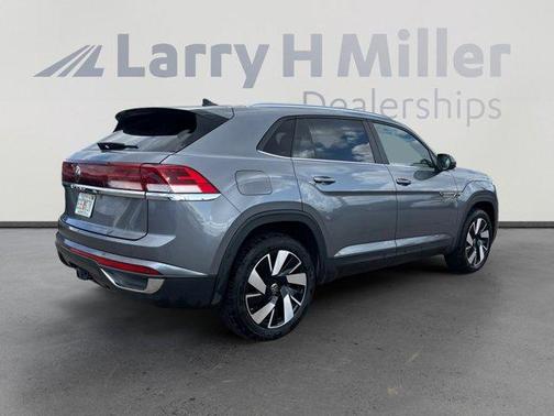 2024 Volkswagen Atlas Cross Sport 2.0T SE w/Technology