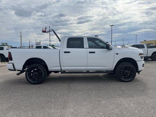 Bright White Clearcoat 2027 RAM 2500