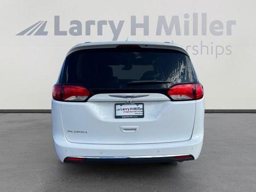 2019 Chrysler Pacifica Touring-L Plus