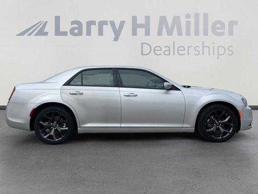 2023 Chrysler 300 S