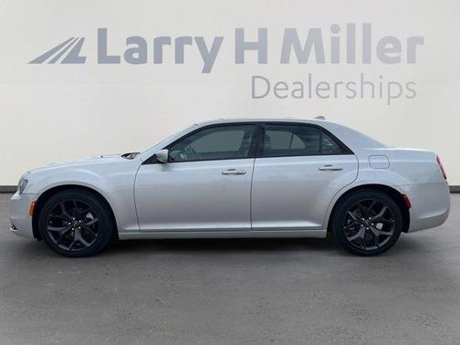 2023 Chrysler 300 S