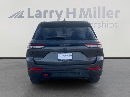 2022 Jeep Grand Cherokee Trailhawk