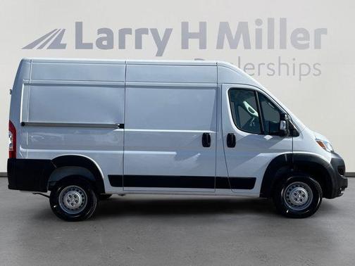 2025 RAM ProMaster 1500 Base