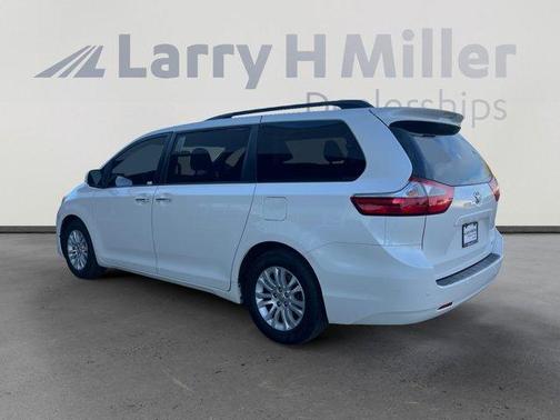 2015 Toyota Sienna L