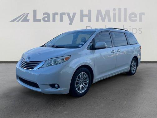 2015 Toyota Sienna L