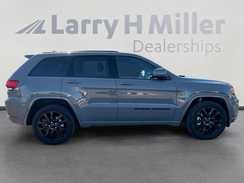 2022 Jeep Grand Cherokee WK Laredo