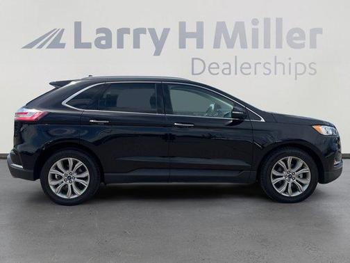 Agate Black Metallic 2019 Ford Edge Titanium