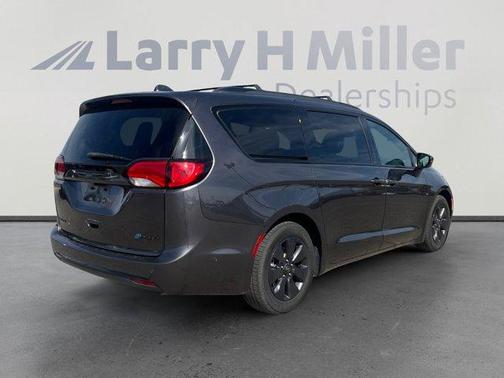2020 Chrysler Pacifica Hybrid Limited