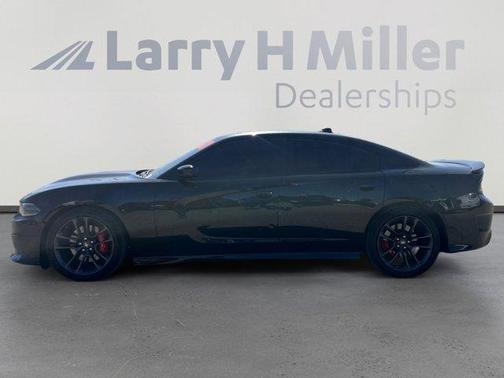 Pitch Black Clearcoat 2022 Dodge Charger R/T