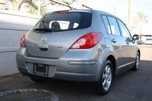 2012 Nissan Versa 1.8 S