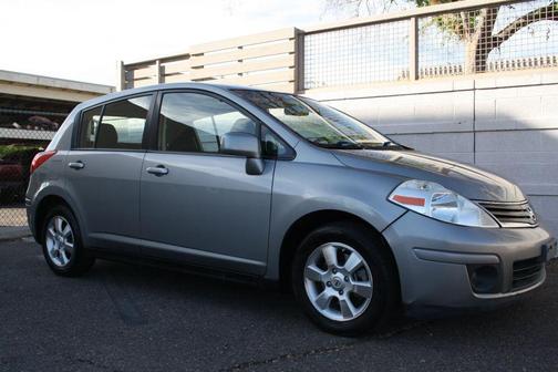 2012 Nissan Versa 1.8 S