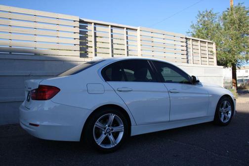 2015 BMW 328 328i Sedan 4D