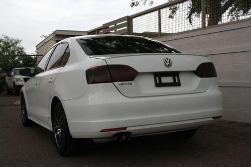 White 2014 Volkswagen Jetta Auto S