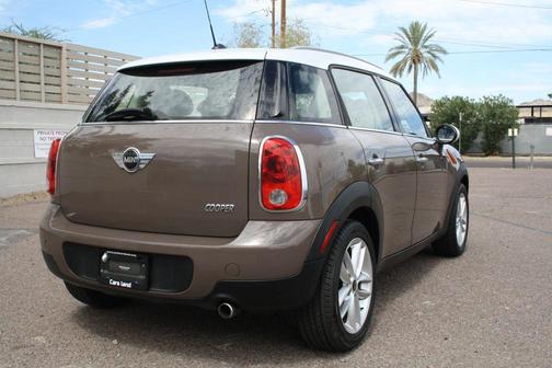 Brown 2013 MINI Countryman Cooper