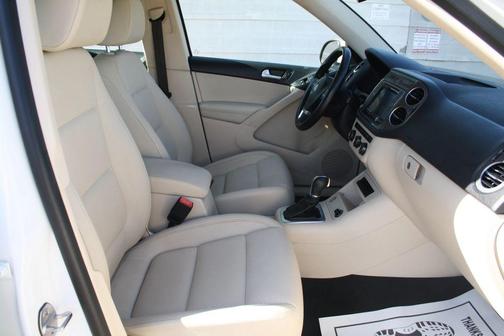 White 2017 Volkswagen Tiguan 2.0T S 4MOTION