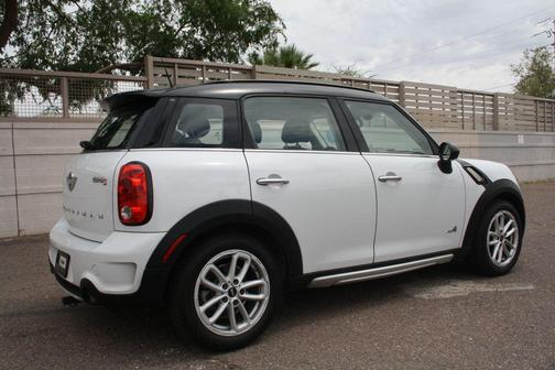 White 2016 MINI Countryman Cooper S ALL4