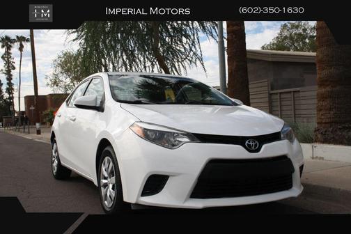White 2014 Toyota Corolla LE