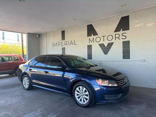 2014 Volkswagen Passat 2.5L Wolfsburg Edition