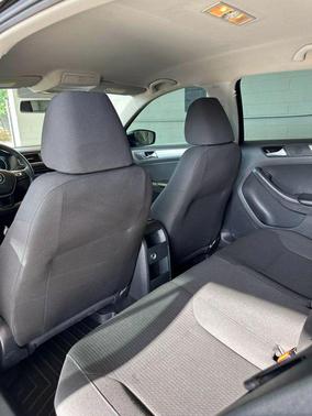 2015 Volkswagen Jetta 1.8T SE