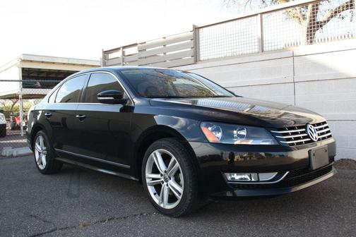 2014 Volkswagen Passat 1.8T Auto SEL Premium