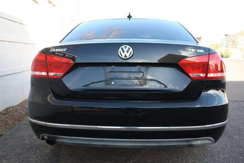 2014 Volkswagen Passat 1.8T Auto SEL Premium