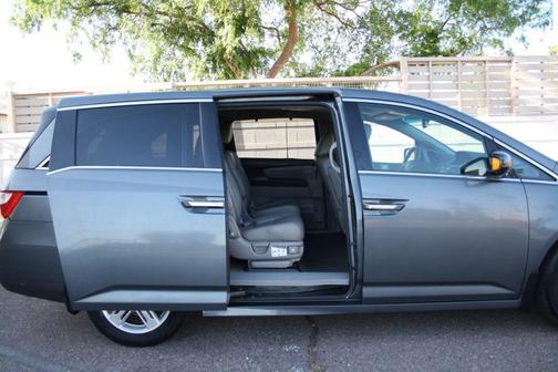 2012 Honda Odyssey Touring Elite