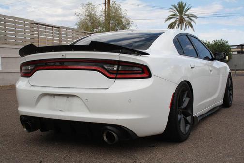 White 2015 Dodge Charger R/T