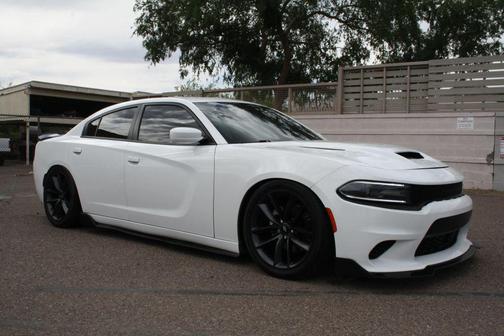 White 2015 Dodge Charger R/T