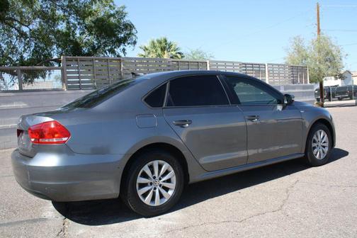 Gray 2015 Volkswagen Passat 1.8T S