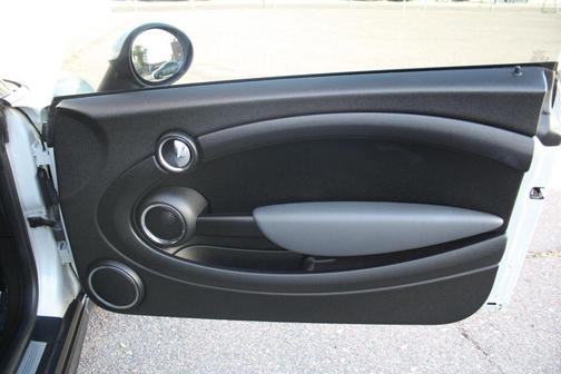 2011 MINI Cooper Base