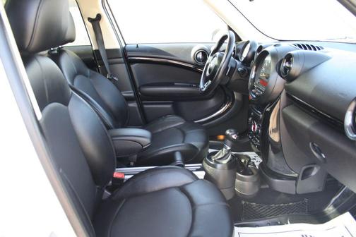White 2015 MINI Countryman Cooper S