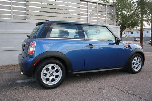 2012 MINI Cooper Cooper Hatchback 2D