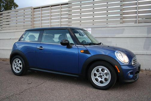 2012 MINI Cooper Cooper Hatchback 2D