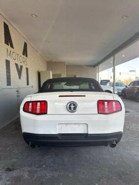 2011 Ford Mustang V6 Premium