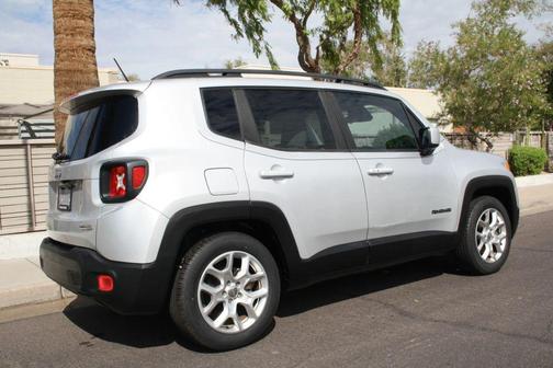 Silver 2015 Jeep Renegade Latitude