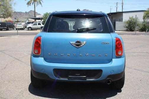 Blue 2016 MINI Countryman Cooper