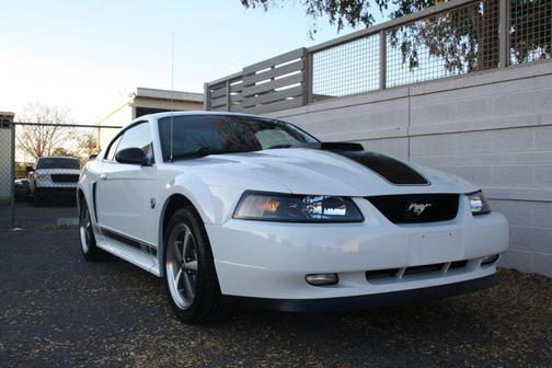 2004 Ford Mustang Mach I