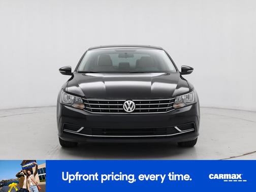 2017 Volkswagen Passat SE
