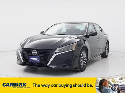 2023 Nissan Altima SV
