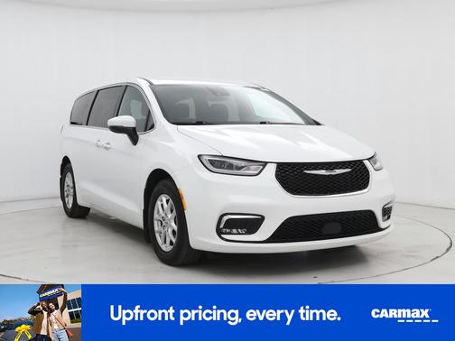 2023 Chrysler Pacifica Touring