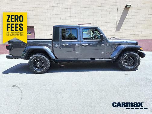 Gray 2024 Jeep Gladiator Willy's
