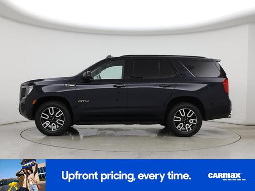 Black 2022 GMC Yukon AT4