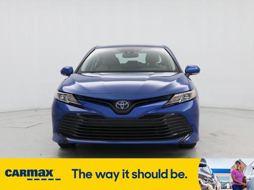 2020 Toyota Camry Hybrid LE