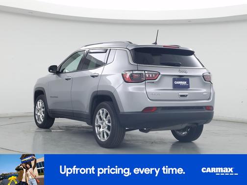 2023 Jeep Compass Latitude Lux