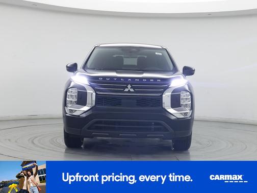 2022 Mitsubishi Outlander ES